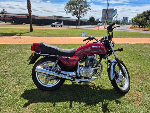 HONDA CB 400 - Imagem 3