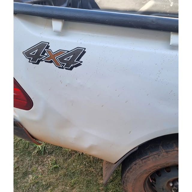 TOYOTA HILUX - Imagem 8