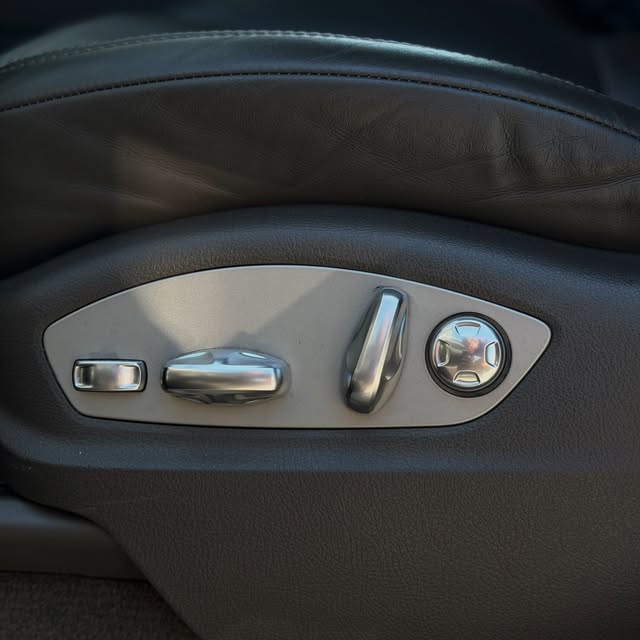 PORSCHE CAYENNE S E-HYBRID - Imagem 9