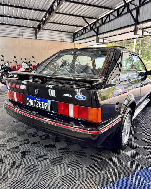 FORD ESCORT XR3 - Imagem 12