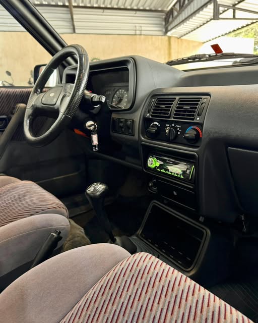 FORD ESCORT XR3 - Imagem 16