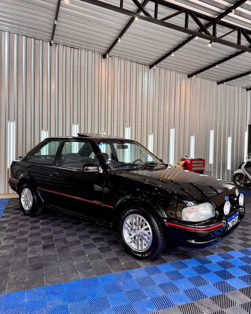 FORD ESCORT XR3 - Imagem 4