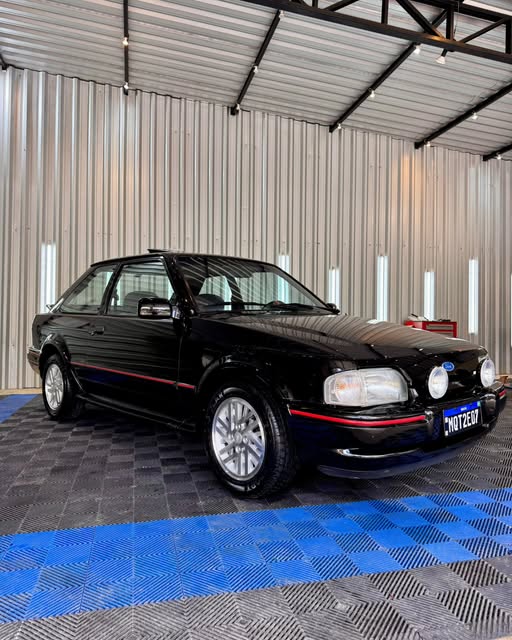 FORD ESCORT XR3 - Imagem 8