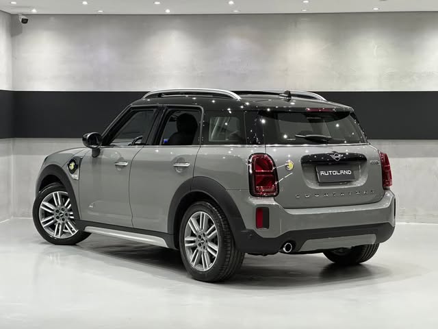 MINI COUNTRYMAN COOPER S E EXCLUSIVE ALL4 TWINPOWER - Imagem 2