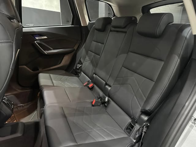 BMW X1 SDRIVE20I X-LINE - Imagem 8