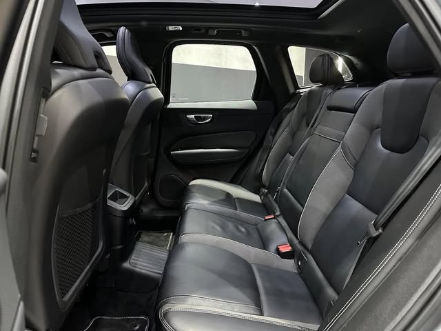 VOLVO XC60 R-DESING - Imagem 7
