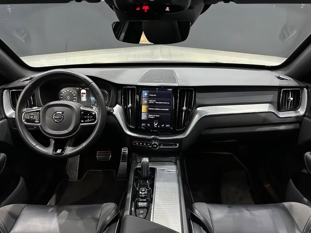 VOLVO XC60 R-DESING - Imagem 10