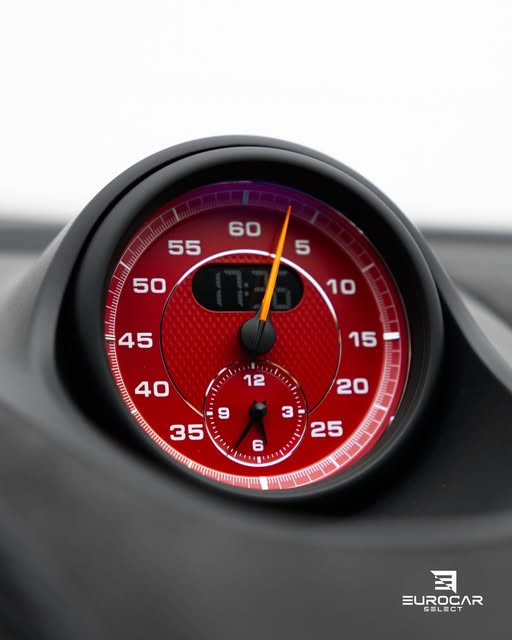 PORSCHE 718 GT4 RS - Imagem 7