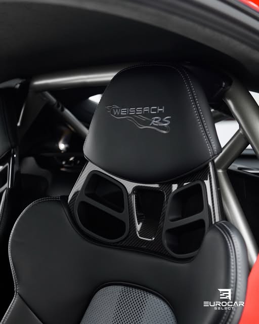 PORSCHE 718 GT4 RS - Imagem 8