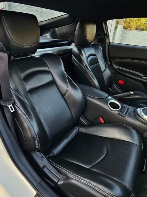 NISSAN 370Z SPORT PACKAGE - Imagem 17