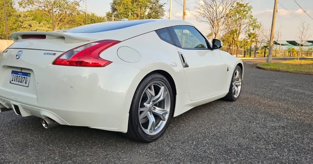 NISSAN 370Z SPORT PACKAGE - Imagem 6