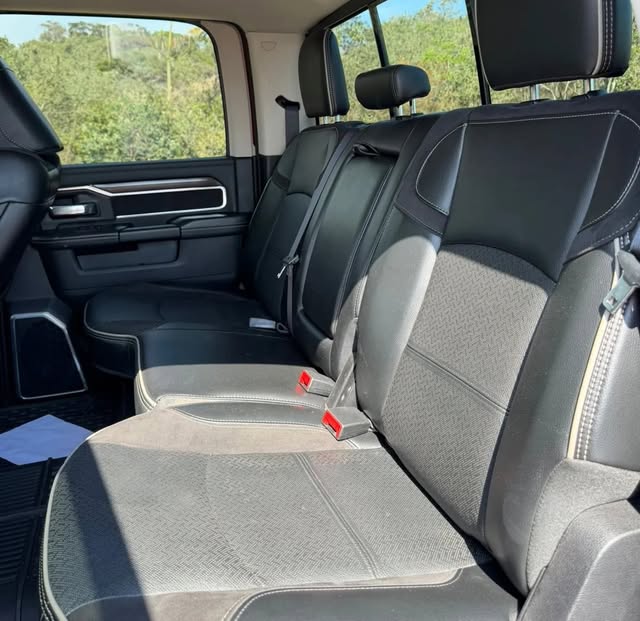 RAM 2500 LARAMIE - Imagem 10