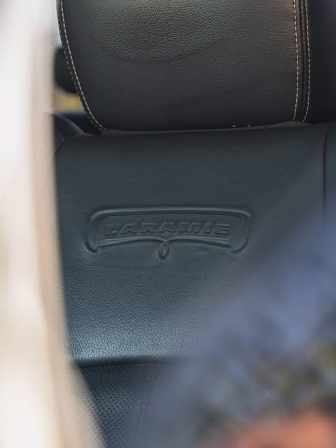 RAM 1500 LARAMIE 5.7 V8 - Imagem 15