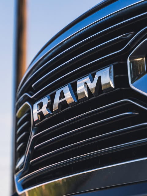 RAM 1500 LARAMIE 5.7 V8 - Imagem 7
