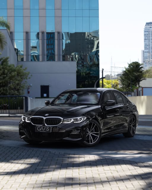 BMW 330I M SPORT - Imagem 1