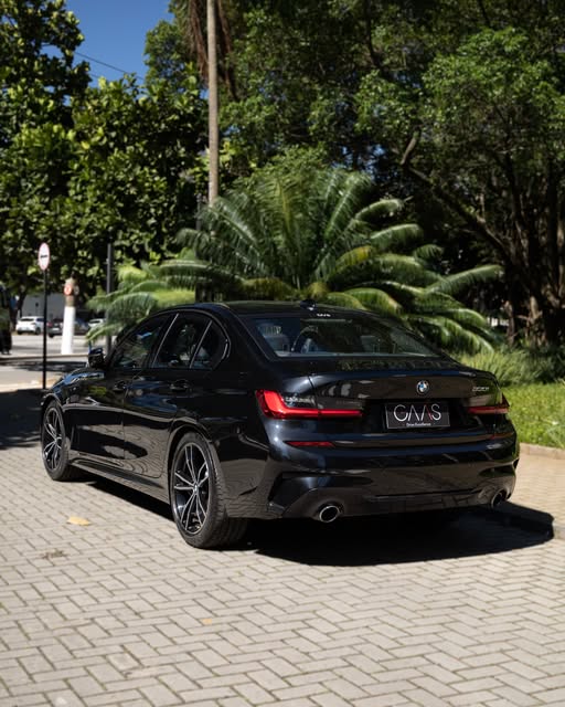 BMW 330I M SPORT - Imagem 6
