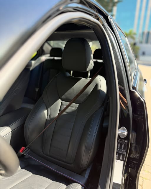BMW 330I M SPORT - Imagem 10