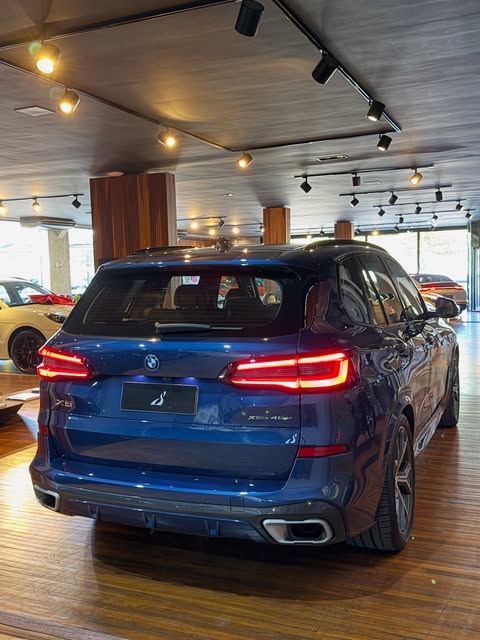 BMW X5 XDRIVE 45E - Imagem 5