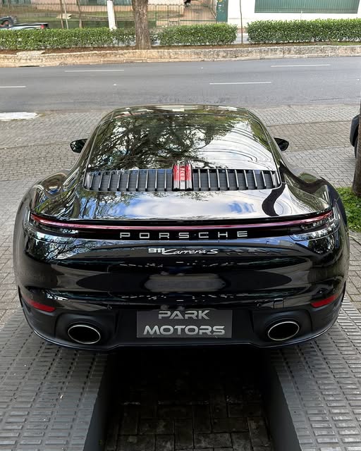 PORSCHE 911 CARRERA S - Imagem 6
