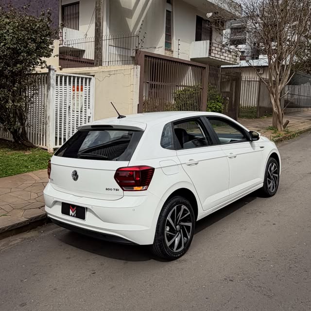 VOLKSWAGEN POLO HIGHLINE - Imagem 7