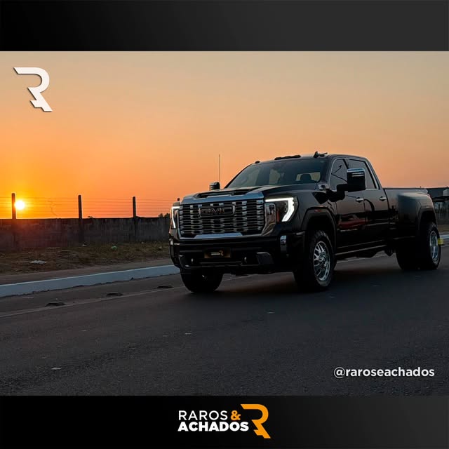 GMC SIERRA 3500HD DENALI ULTIMATE DUALLY - Imagem 20