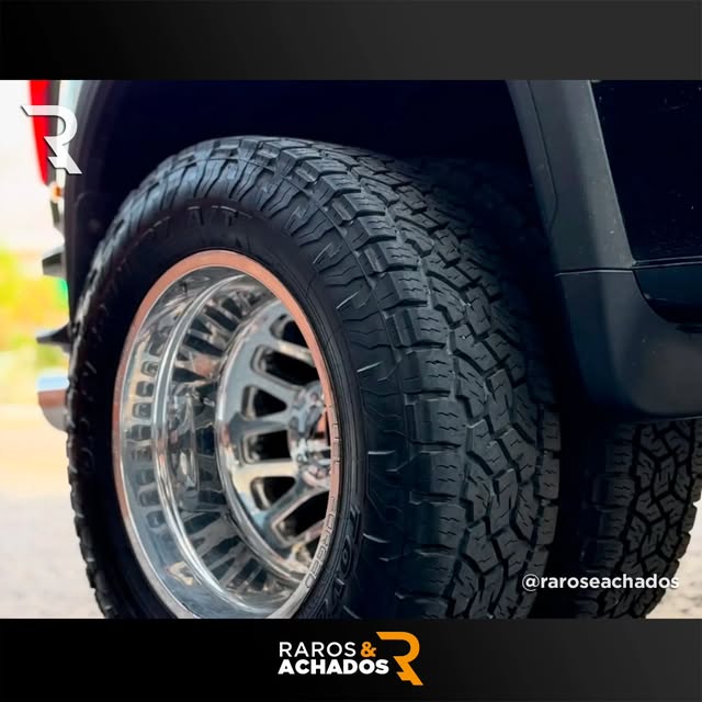 GMC SIERRA 3500HD DENALI ULTIMATE DUALLY - Imagem 10