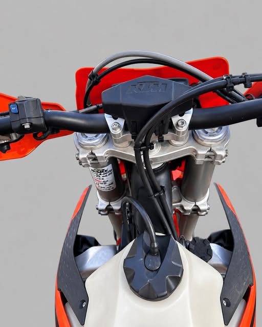 KTM 350 EXC-F - Imagem 5