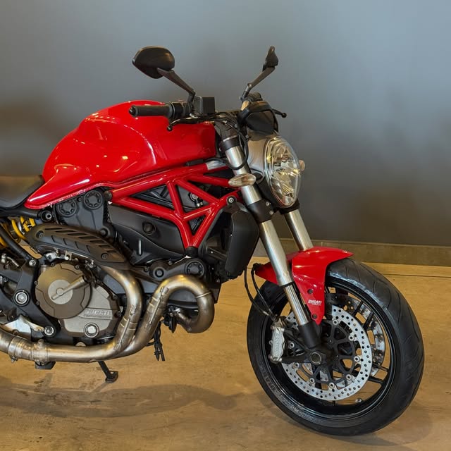 DUCATI MONSTER 821 - Imagem 2