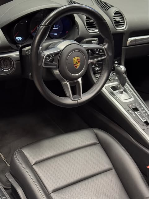 PORSCHE 718 BOXSTER - Imagem 7
