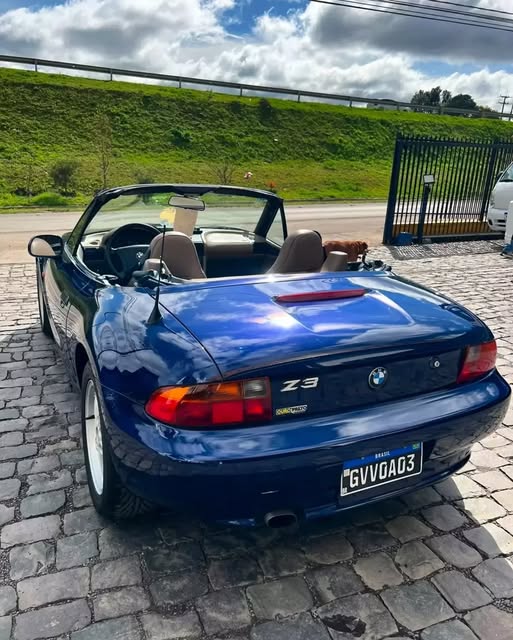 BMW Z3 - Imagem 3