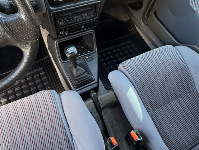 FORD ESCORT XR3 - Imagem 12