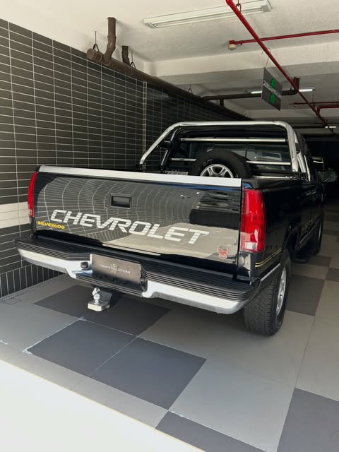 CHEVROLET SILVERADO DLX - Imagem 5