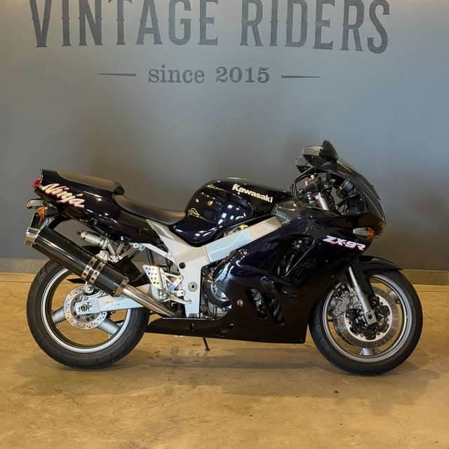 KAWASAKI NINJA ZX9R - Imagem 7