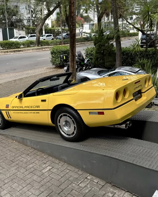 CHEVROLET CORVETTE INDY 500 PACE CAR - Imagem 7