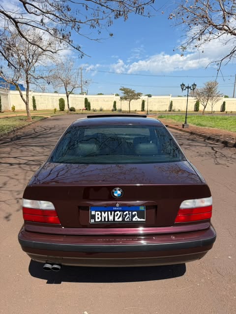BMW 325I - Imagem 5