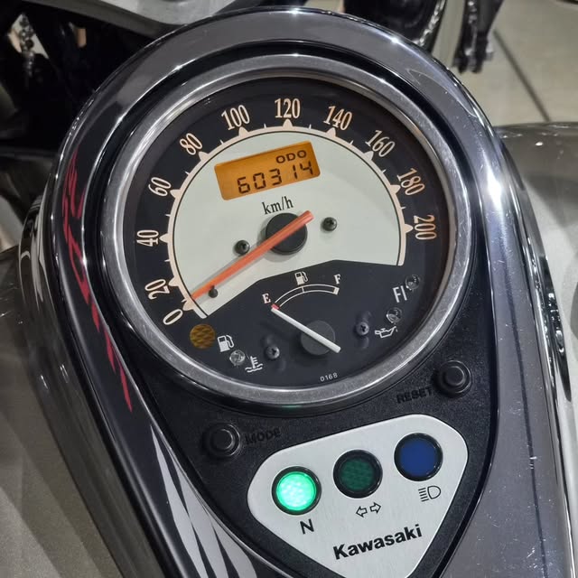 KAWASAKI VULCAN CLASSIC LT - Imagem 3