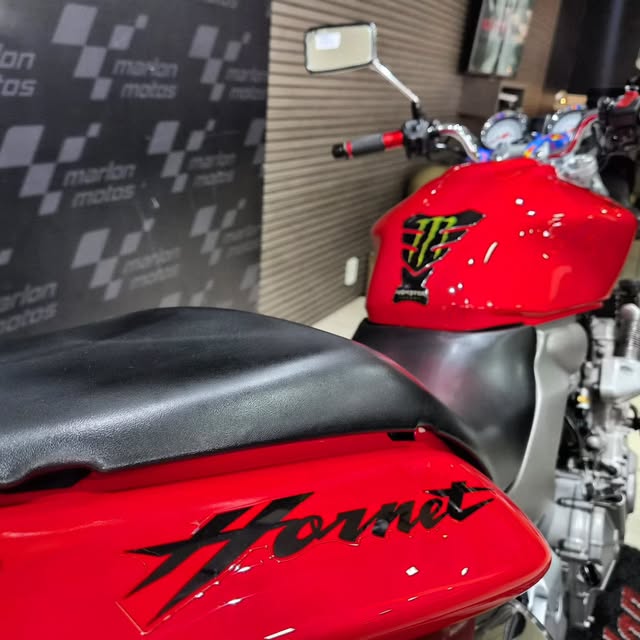 HONDA CB 600F HORNET - Imagem 3