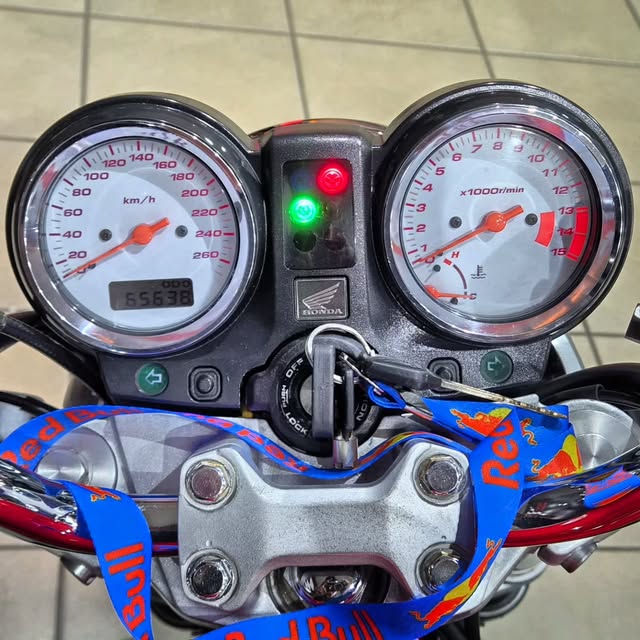 HONDA CB 600F HORNET - Imagem 5