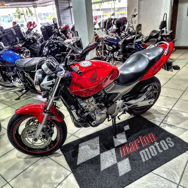 HONDA CB 600F HORNET - Imagem 8