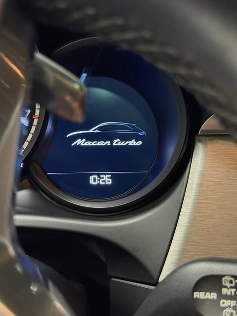 PORSCHE MACAN TURBO - Imagem 14