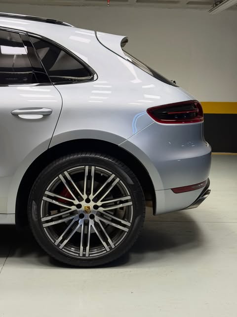 PORSCHE MACAN TURBO - Imagem 5