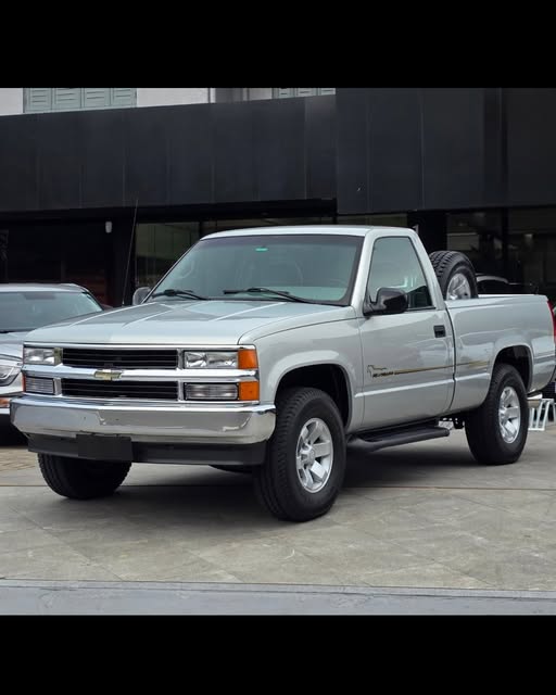 CHEVROLET SILVERADO - Imagem 2
