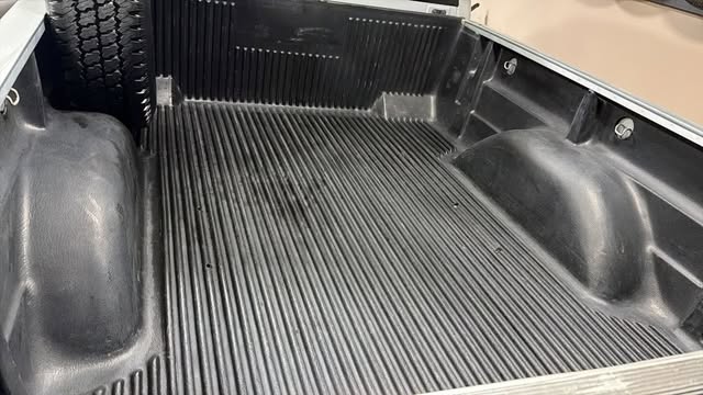CHEVROLET SILVERADO - Imagem 13
