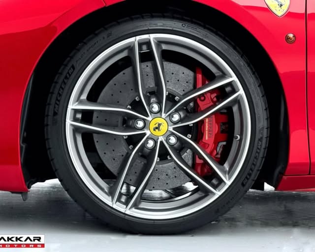 FERRARI 488 SPIDER - Imagem 10