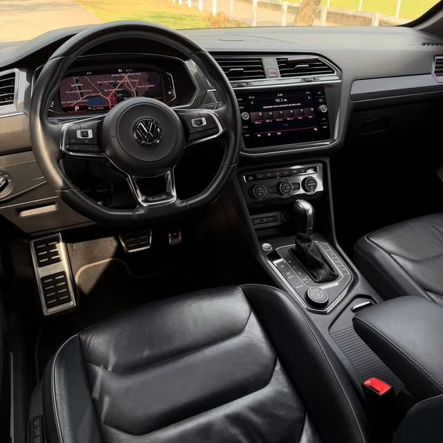 VOLKSWAGEN TIGUAN R-LINE - Imagem 7