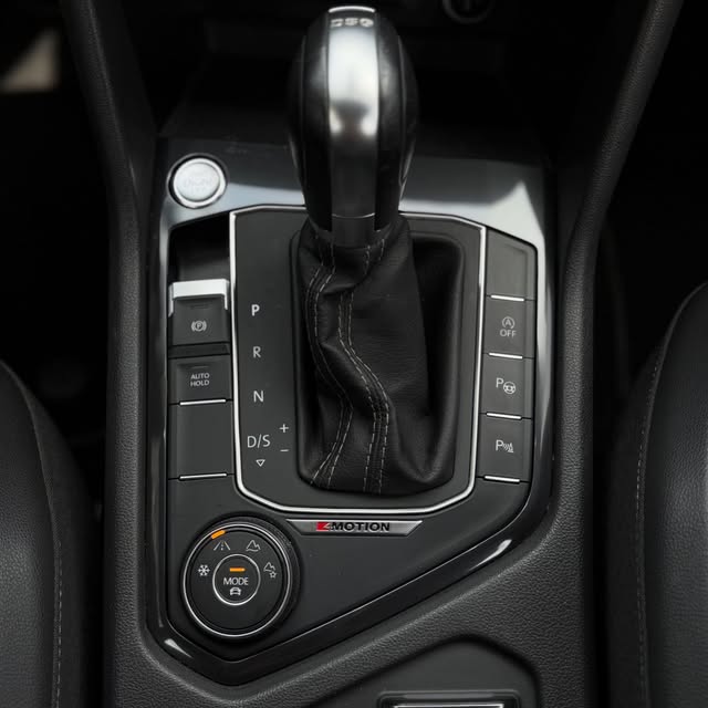 VOLKSWAGEN TIGUAN R-LINE - Imagem 10