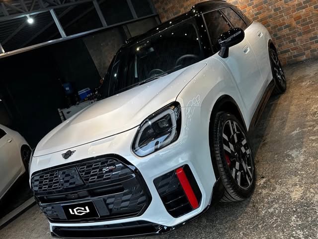 MINI COUNTRYMAN JCW ALL4 - Imagem 2