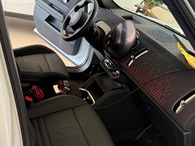 MINI COUNTRYMAN JCW ALL4 - Imagem 13