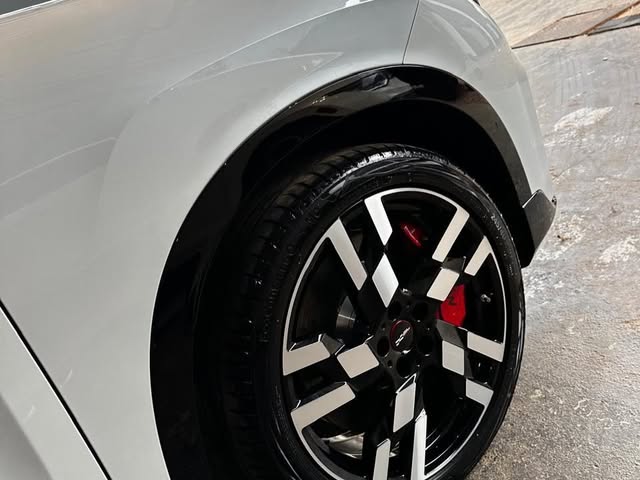 MINI COUNTRYMAN JCW ALL4 - Imagem 7