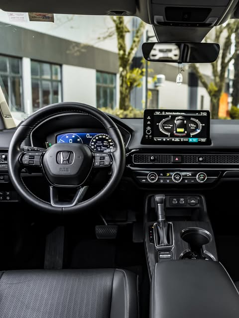 HONDA CIVIC TOURING HYBRID - Imagem 6